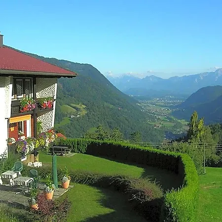 In Afritz Near Otel Treffen
